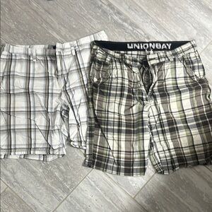 Size 36 Men's Plaid Shorts -